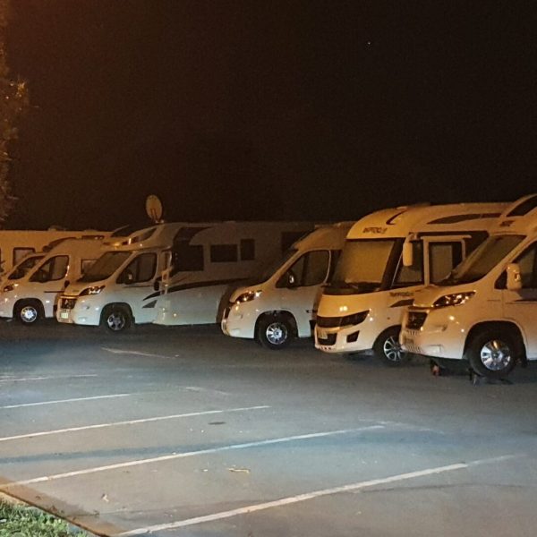 XO CAMP Aire de stationnement de camping car nuit