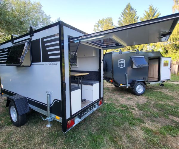 XO MiniCamp 150 grise lit dinette et meuble de rangement avant
